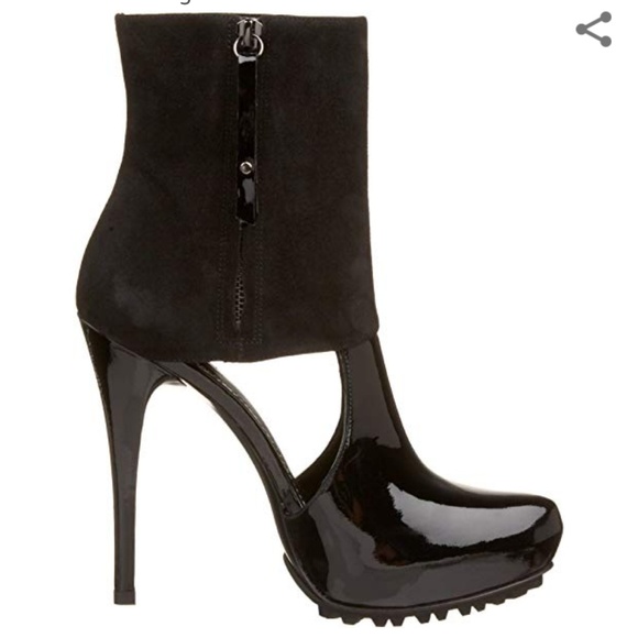 Seductive bootie - Picture 4 of 4